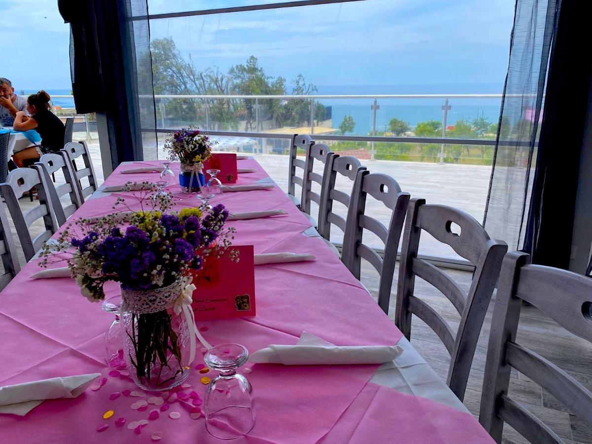 Frontemare Hotel Village & Ristorante Rodi Garganico Εξωτερικό φωτογραφία