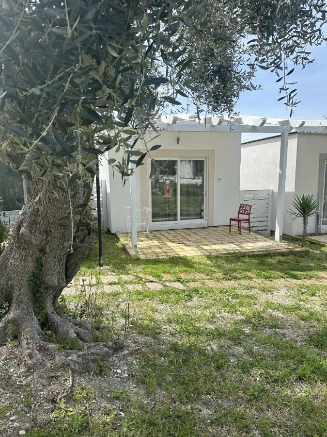 Frontemare Hotel Village & Ristorante Rodi Garganico Εξωτερικό φωτογραφία